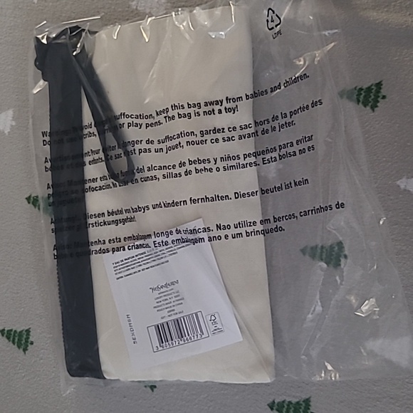 BNWT YSL SAMPLE AND COSMETIC BAG SET - Picture 2 of 3